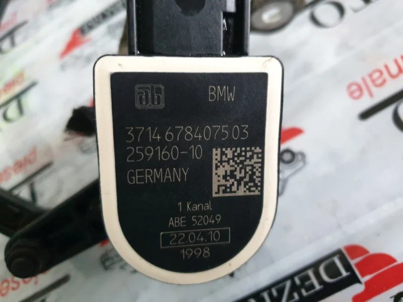 Senzori nivel faruri / perne aer BMW Seria 2 F23 cod piesa : 6784075
