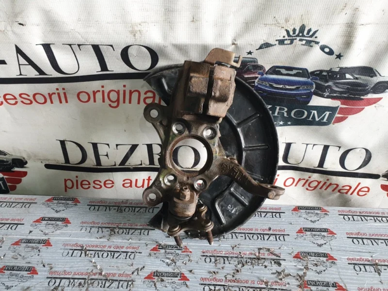 Fuzeta stanga fata originala Audi A3 8P Facelift 1.2 TFSi 105 cai cod piesa : 1K0407255AA