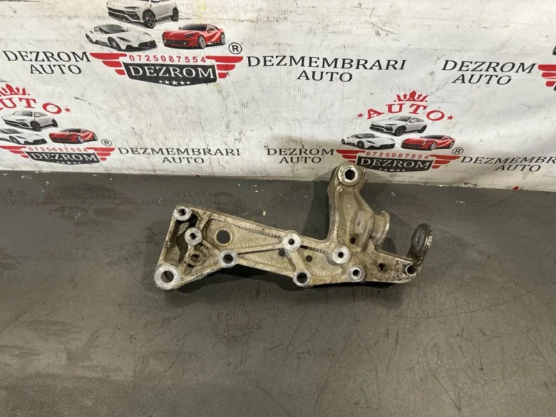 Suport brat trapez dreapta 1K0199296E Audi A3 Hatchback (8P1) 1.9 TDI 105 cai BXE