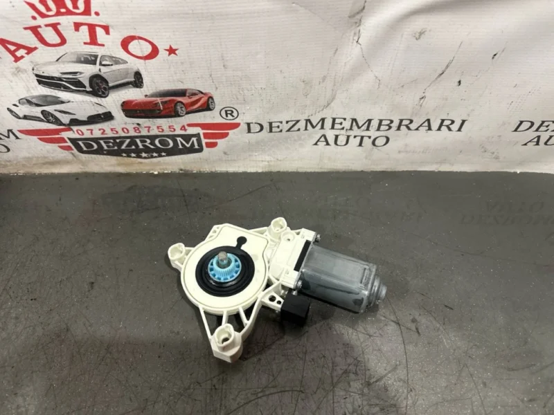 Motoras macara geam stanga fata 4K0959801 VW Golf VII Hatchback (5G1) 2.0 GTD 177 cai