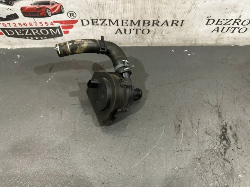 Pompa recirculare apa 5Q0965567 Audi A3 Sedan (8VS, 8VM) 1.4 TSI 150 cai CZEA