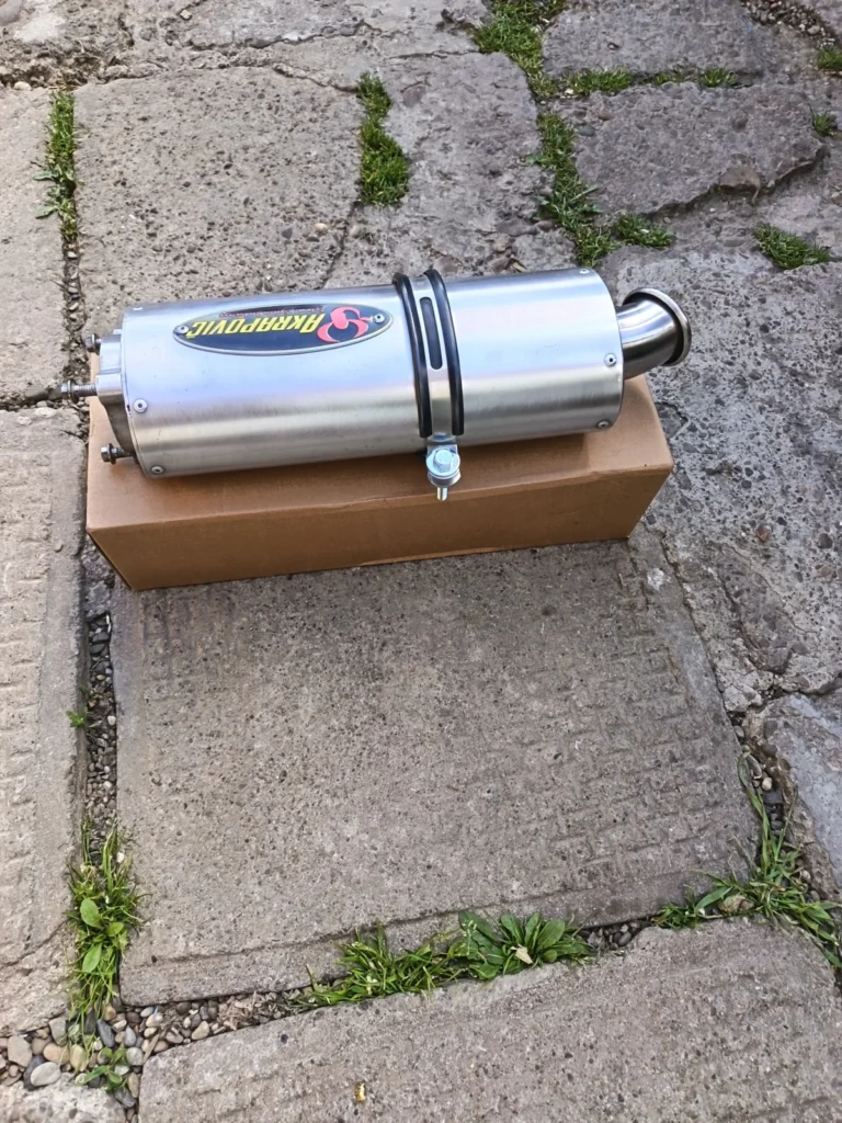 Toba SPORT / AKRAPOVIC / kawasaki / zx 600 / 750 / 900