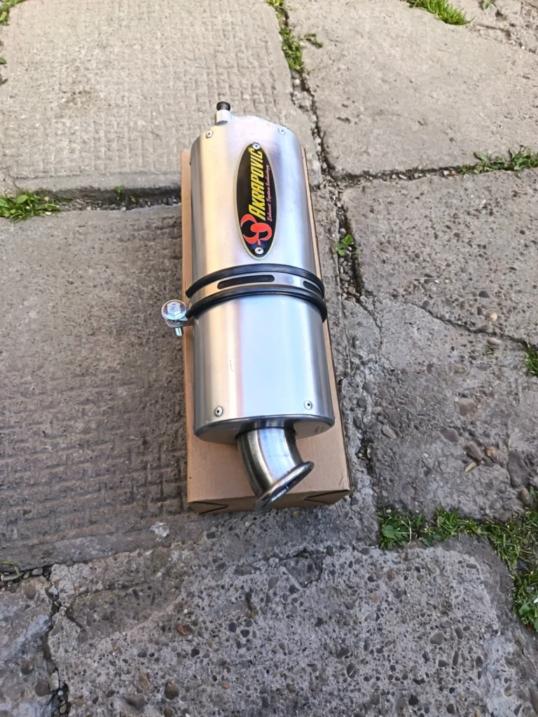 Toba SPORT AKRAPOVIC / suzuki 600 / 900 RF / gsxr 600 / 750 SRAD