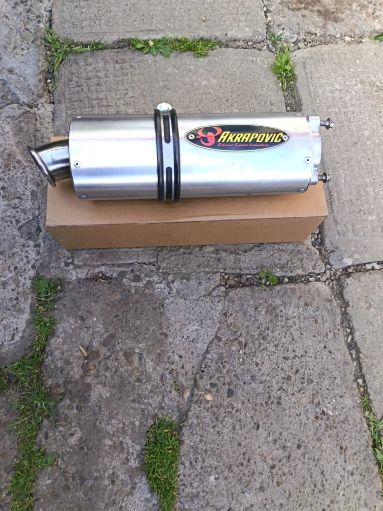 Toba SPORT AKRAPOVIC / suzuki 600 / 900 RF / gsxr 600 / 750 SRAD