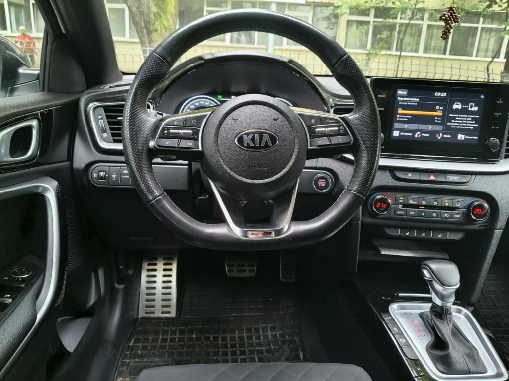 KIA Proceed 2020 Alb Perlat