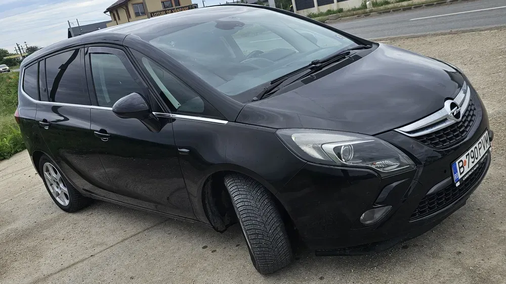 Vând noa Opel Zafira C Tourer 7 locuri