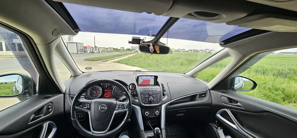 Vând noa Opel Zafira C Tourer 7 locuri