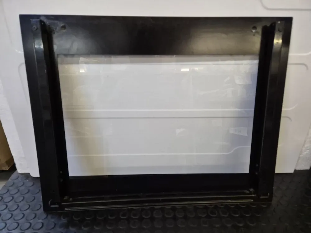 Geam exterior cuptor incorporabil Beko 59 x 46 cm seriile BIM si BIE 210442643 in stare buna / B1