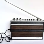 Radio portabil romanesc GLORIA 3 / TEHNOTON, functional