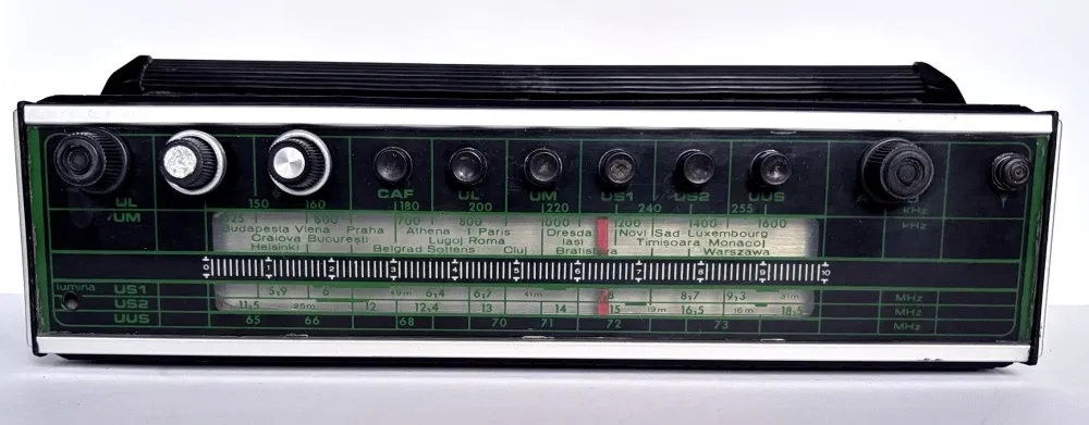 Radio portabil romanesc GLORIA 3 / TEHNOTON, functional