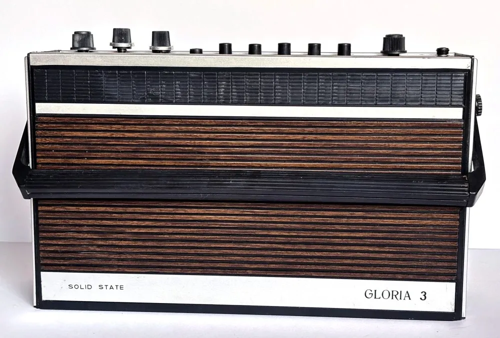 Radio portabil romanesc GLORIA 3 / TEHNOTON, functional